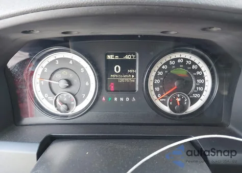 2015 Ram 1500 Slt z USA, uszkodzony, nr VIN 1C6RR6GG7FS674654